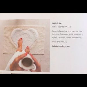 Jilly Box INDABA white heart bath mat.